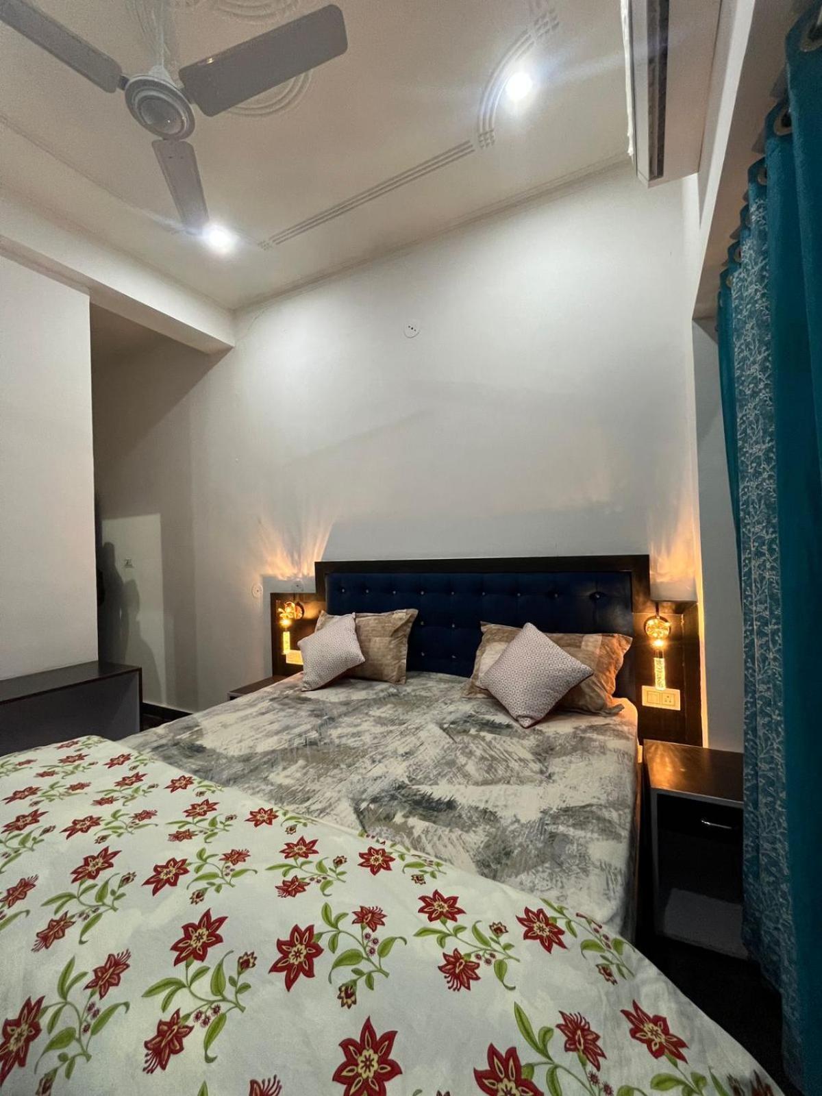 La Calma Homestay Khajuraho Luaran gambar
