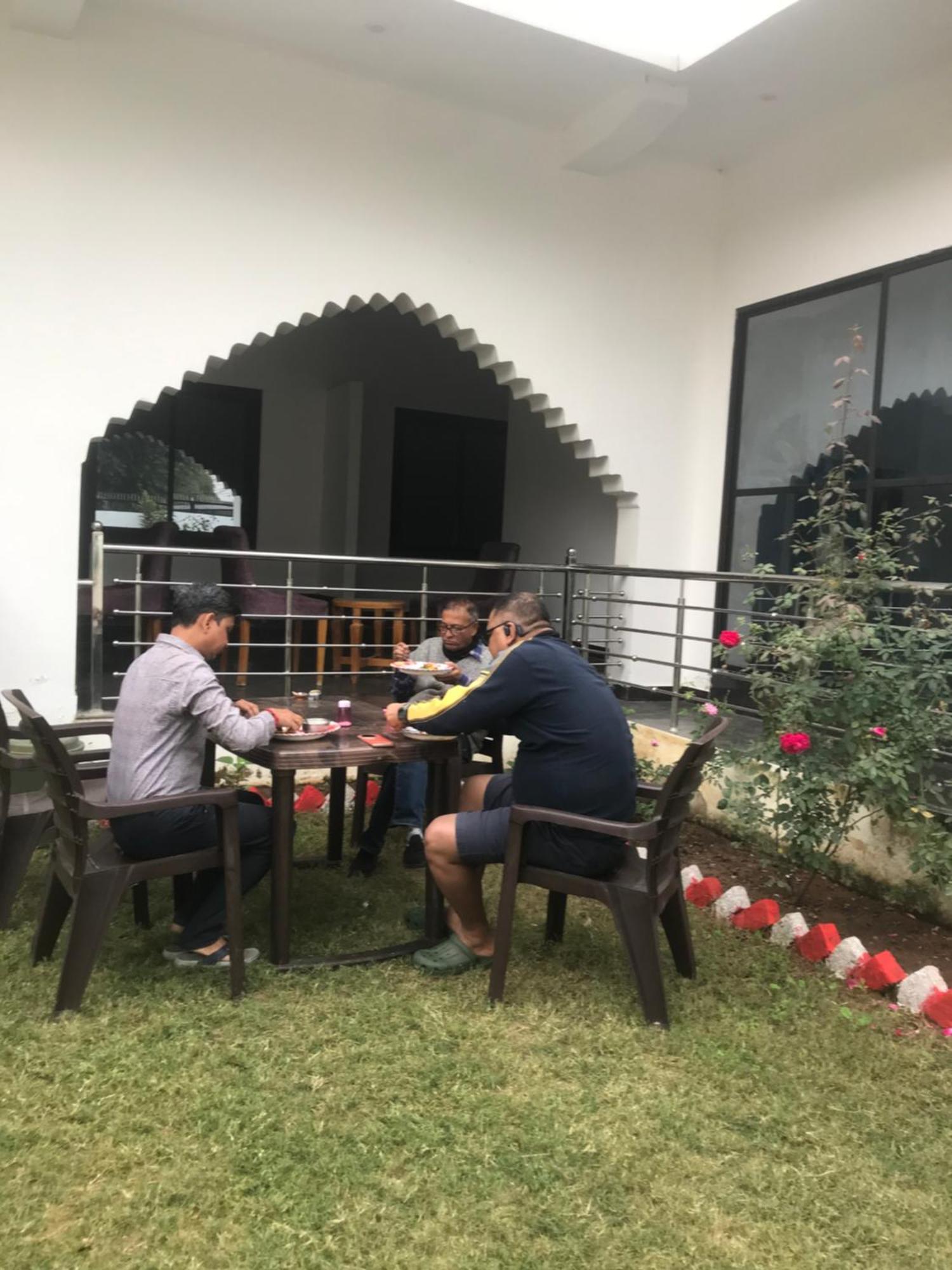 La Calma Homestay Khajuraho Luaran gambar