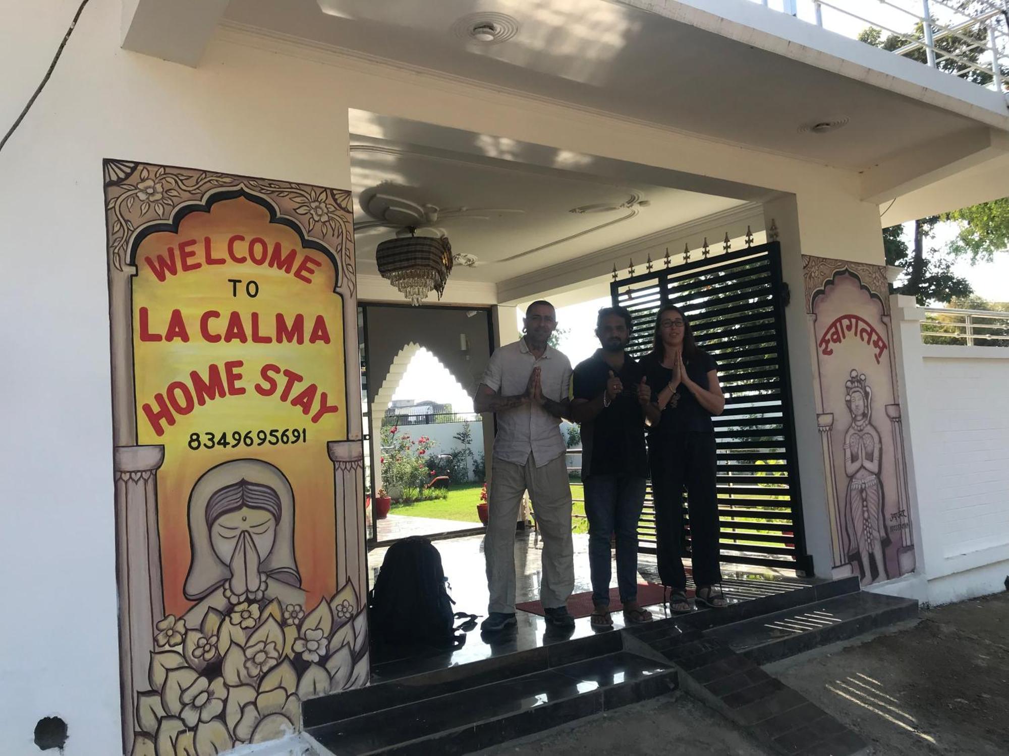 La Calma Homestay Khajuraho Luaran gambar